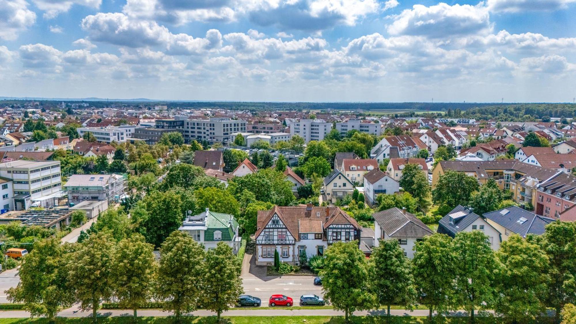 Villa Benz Hotel Garni Schwetzingen Buitenkant foto